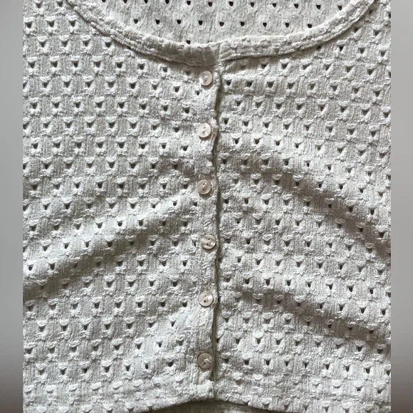 H&M Eyelet Crop Top - Picture 6 of 7
